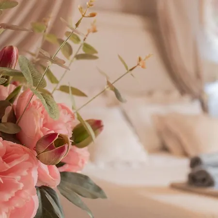Melina Bed and Breakfast *